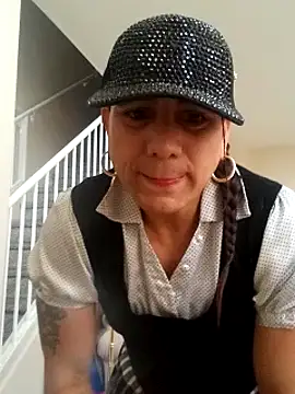 Ilikeherjuice online show from February 1, 2025, 6:40 pm