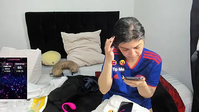 Snapshot of Yin_yang_hot chatting on October 22, 2025, 10:26 am Yin yang hot online show from October 22, 2025, 10:26 am