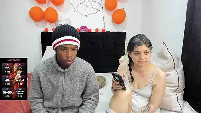 Snapshot of Yin_yang_hot chatting on October 31, 2025, 10:38 am Yin yang hot online show from October 31, 2025, 10:38 am