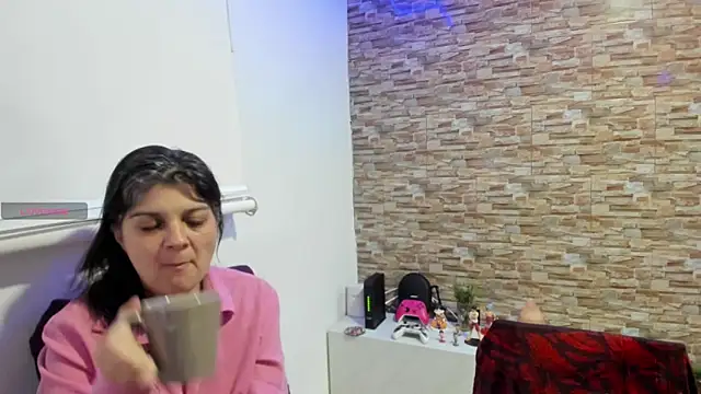 Snapshot of Yin_yang_hot chatting on November 14, 2025, 3:05 am Yin yang hot online show from November 14, 2025, 3:05 am