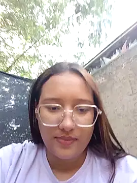 Snapshot of young_dairy01 chatting on November 14, 2025, 12:15 pm young dairy01 online show from November 14, 2025, 12:15 pm