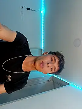 Snapshot of Ivonnybonn chatting on October 11, 2025, 3:17 am Ivonnybonn online show from October 11, 2025, 3:17 am