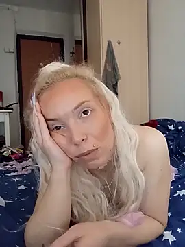 Snapshot of Conny_Shellie chatting on November 9, 2025, 11:52 am Conny Shellie online show from November 9, 2025, 11:52 am