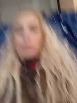 Snapshot of Conny_Shellie chatting on November 12, 2025, 9:14 pm Conny Shellie online show from November 12, 2025, 9:14 pm