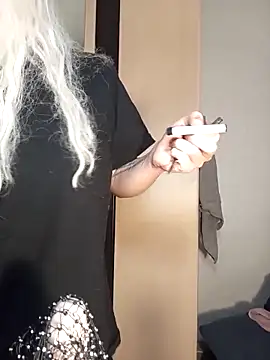 Conny Shellie online show from March 6, 2026, 12:23 pm