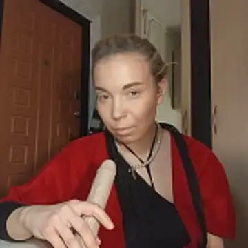 Conny Shellie online show from May 3, 2026, 10:21 am