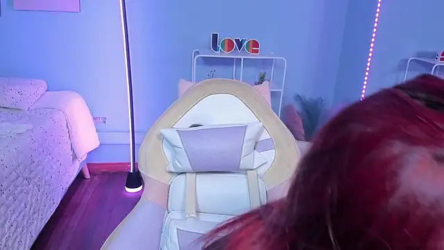 KathiaSaenz  online show from February 3, 2026, 4:21 am