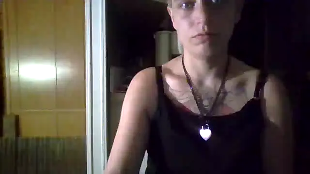 fuqmeovrplz online show from September 29, 2025, 12:27 am