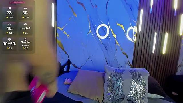 Snapshot of NoahVidall chatting on March 6, 2026, 5:37 am NoahVidall online show from March 6, 2026, 5:37 am