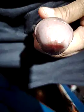 Snapshot of Sir_clouden chatting on November 8, 2025, 7:45 pm Sir clouden online show from November 8, 2025, 7:45 pm