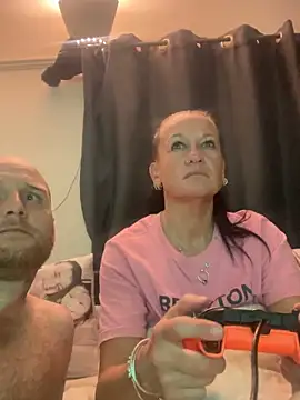 Thebald-topher online show from October 19, 2025, 7:47 pm