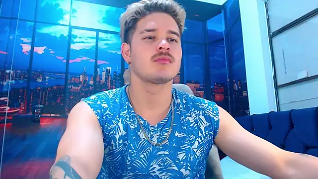 AlexPiersss online show from October 13, 2025, 7:03 pm