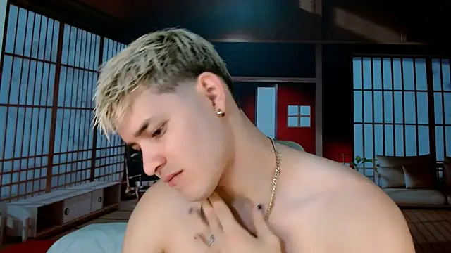 AlexPiersss online show from November 15, 2025, 7:10 pm