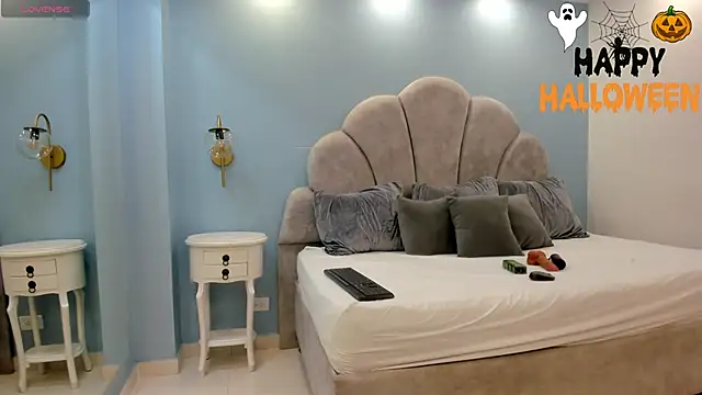 Snapshot of sofi_laane chatting on October 13, 2025, 7:36 pm sofi laane online show from October 13, 2025, 7:36 pm