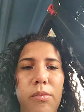 Snapshot of _TOMOE chatting on October 16, 2025, 5:14 pm TOMOE online show from October 16, 2025, 5:14 pm