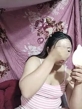 zhen-zo online show from June 18, 2026, 5:51 am