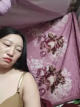 zhen-zo online show from June 30, 2026, 2:23 am