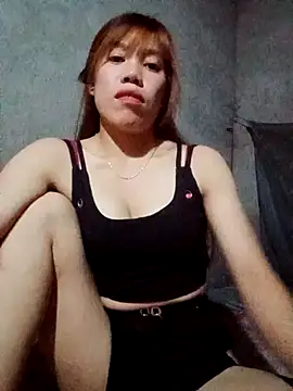 nhinhi-sexy online show from October 19, 2025, 12:17 pm