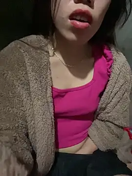 nhinhi-sexy online show from February 4, 2026, 7:53 pm