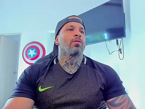 JoshRigby online show from October 28, 2025, 7:38 pm