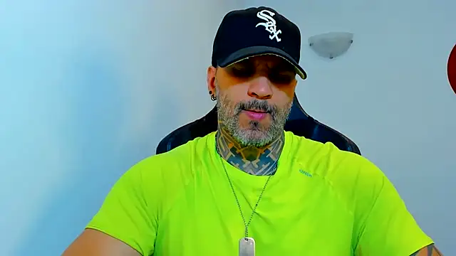 JoshRigby online show from June 12, 2026, 7:13 pm