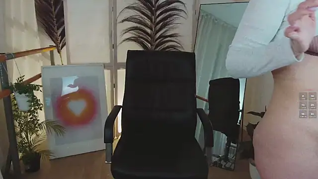 MayWins online show from November 23, 2025, 10:42 pm