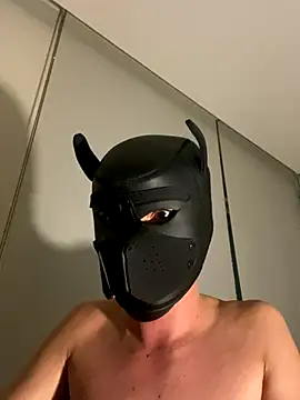 Snapshot of zamir333 chatting on October 10, 2025, 8:24 am zamir333 online show from October 10, 2025, 8:24 am