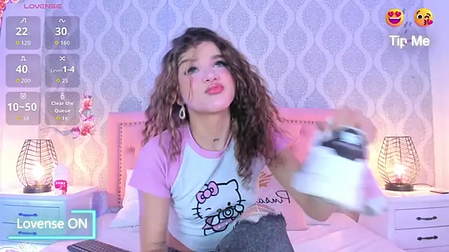 Snapshot of kendallspears_1 chatting on November 8, 2025, 3:50 am kendallspears 1 online show from November 8, 2025, 3:50 am