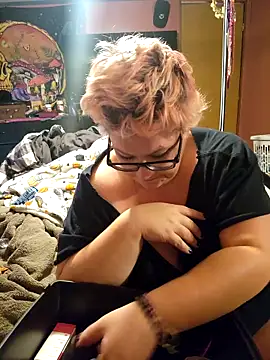 violentviolet68 online show from October 12, 2025, 6:51 pm