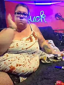 violentviolet68 online show from May 2, 2026, 7:19 pm