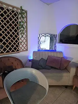 Snapshot of hot_pleaser1__ chatting on October 9, 2025, 5:05 am hot pleaser1 online show from October 9, 2025, 5:05 am