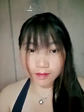 min-xinh online show from May 4, 2026, 1:51 pm