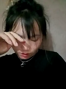 min-xinh online show from May 5, 2026, 8:00 am