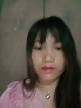 min-xinh online show from July 2, 2026, 8:15 pm