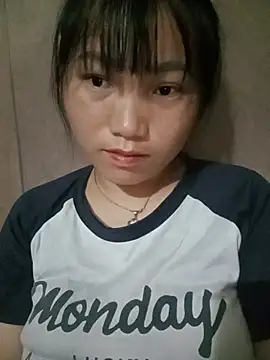 min-xinh online show from July 6, 2026, 8:33 pm