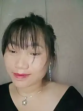 min-xinh online show from August 6, 2026, 10:44 pm