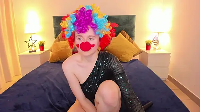 Snapshot of CamillaDreamer chatting on October 3, 2025, 3:53 pm CamillaDreamer online show from October 3, 2025, 3:53 pm