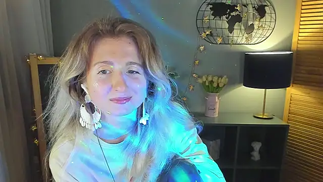 CamillaDreamer online show from July 15, 2026, 11:04 am