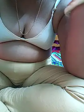 Desi Lilly01 online show from January 7, 2026, 5:37 pm