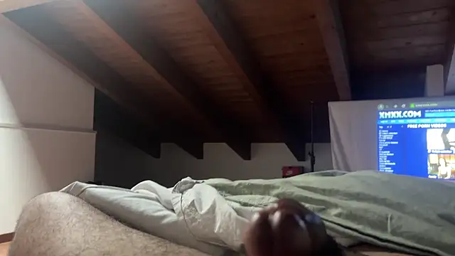 Snapshot of lupec95 chatting on January 19, 2026, 8:07 am lupec95 online show from January 19, 2026, 8:07 am