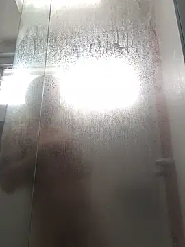 alexawinterrr online show from December 20, 2025, 1:29 pm