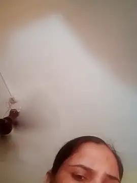 Snapshot of Curvy_Mahima chatting on October 10, 2025, 8:46 am Curvy Mahima online show from October 10, 2025, 8:46 am