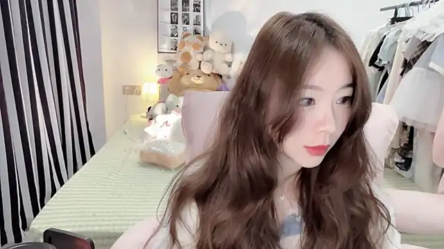 Snapshot of Gardenia-222 chatting on November 11, 2025, 8:58 am Gardenia-222 online show from November 11, 2025, 8:58 am