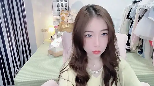 Snapshot of Gardenia-222 chatting on November 16, 2025, 7:47 am Gardenia-222 online show from November 16, 2025, 7:47 am