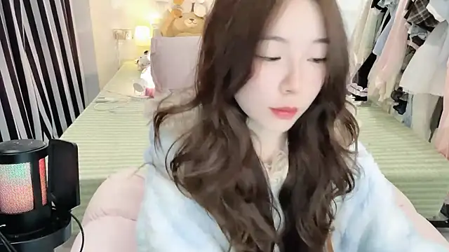 Snapshot of Gardenia-222 chatting on December 17, 2025, 1:50 pm Gardenia-222 online show from December 17, 2025, 1:50 pm