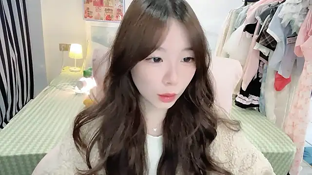 Snapshot of Gardenia-222 chatting on January 13, 2026, 1:05 pm Gardenia-222 online show from January 13, 2026, 1:05 pm