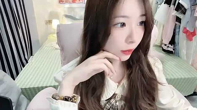 Snapshot of Gardenia-222 chatting on February 22, 2026, 12:58 pm Gardenia-222 online show from February 22, 2026, 12:58 pm