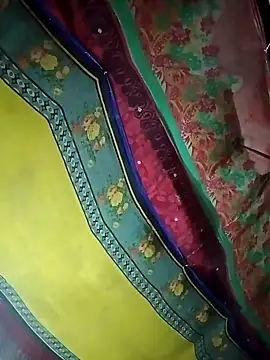 Snapshot of Lona2525 chatting on October 2, 2025, 6:04 pm Lona2525 online show from October 2, 2025, 6:04 pm