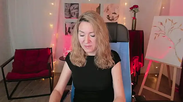 Snapshot of DonnaSmitth chatting on February 25, 2026, 6:50 pm DonnaSmitth online show from February 25, 2026, 6:50 pm