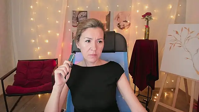 Snapshot of DonnaSmitth chatting on February 28, 2026, 2:34 am DonnaSmitth online show from February 28, 2026, 2:34 am